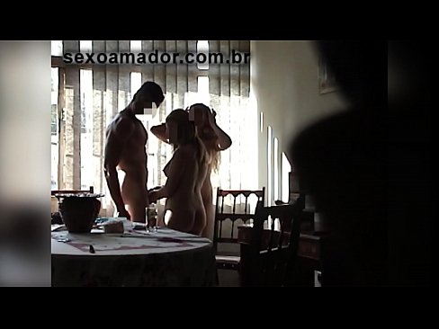 ❤️ เพื่อนเซ็กส์เชิญชายร่างยักษ์และเซ็กส์สามคนกับเขา ❤️ หนังโป๊สวย ที่ th.porn-milf-300.ru ❌❤